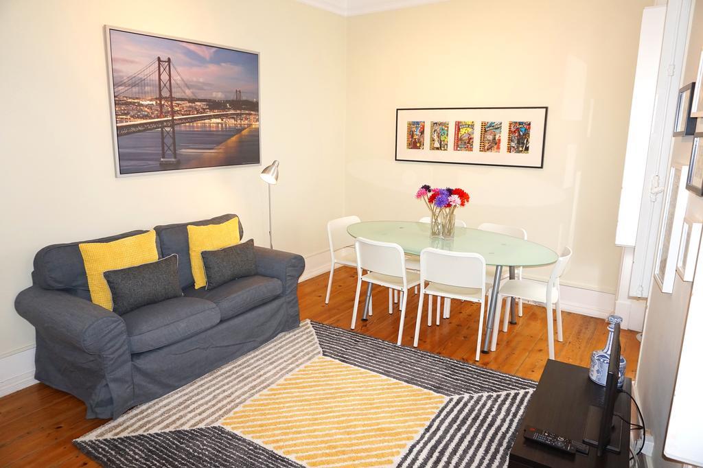 Apartment Flores Terrace Lissabon
